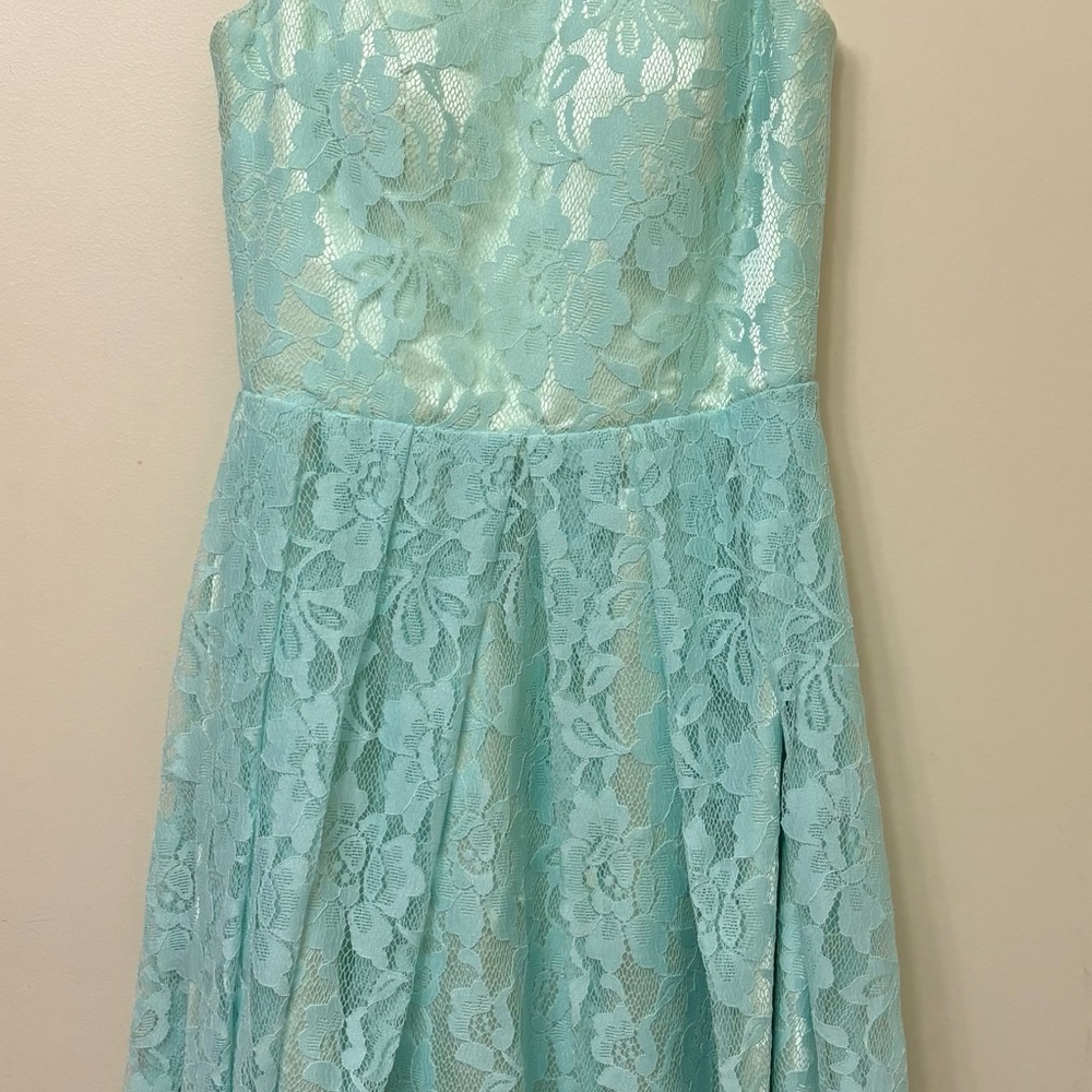 3 Elegant Knee Length Bridesmaid Dresses in Mint Green